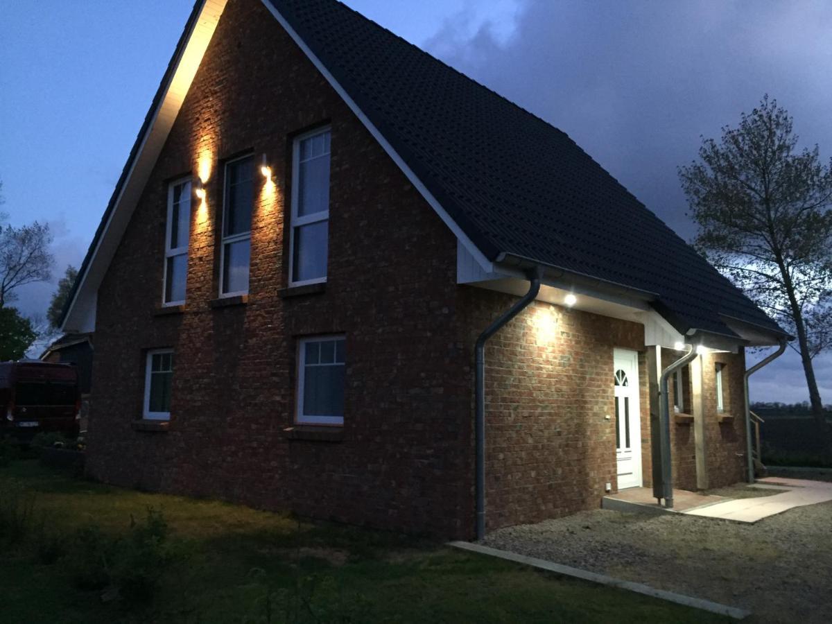 Ferienhaus-Hemmerdeich Oldenswort ภายนอก รูปภาพ